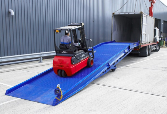 Yard Ramp (11260x2850x13000kg)
