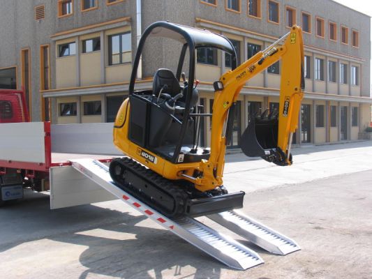 Rampes de chargement mini pelle