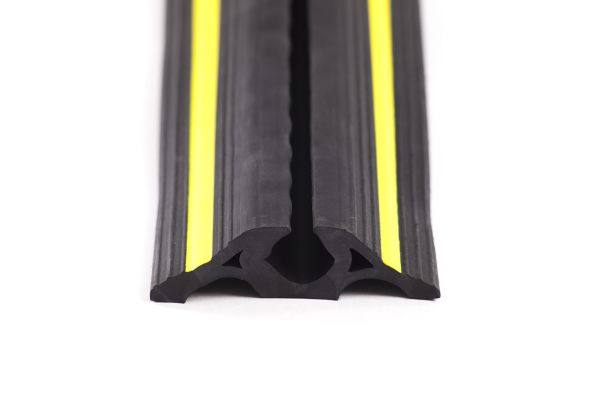 Protège câble ouvert jaune et noir