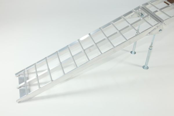 Rampe de chargement pliante - Surface de préhension de la barre et pied de support (2260 mm de long x 305 mm de large) - Unité