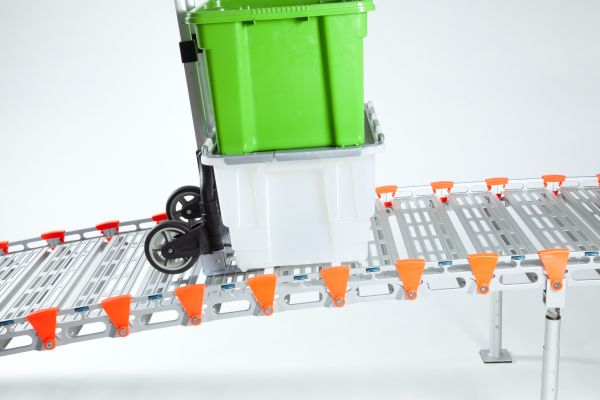 Chariot montant rampe enroulable avec pieds de support