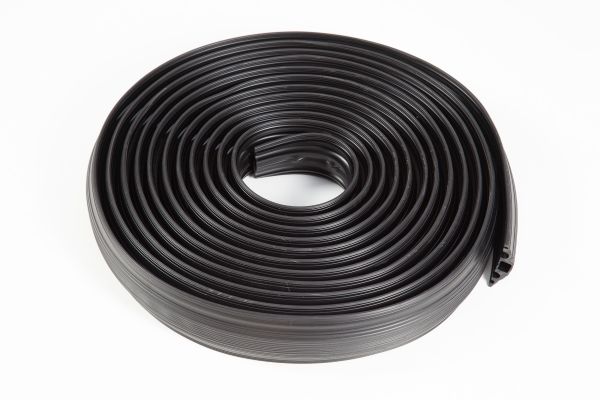 Indoor cable protector in Black. 5 Channels